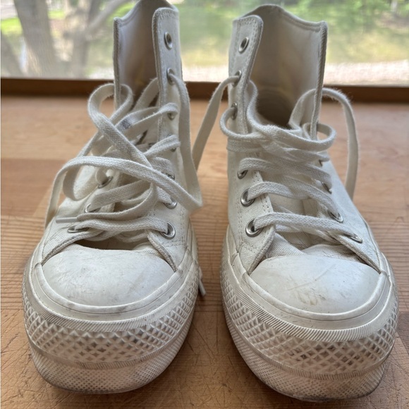 Converse Platform Hi top with embroidred butterfly white all star hi top size 7 - Picture 7 of 13